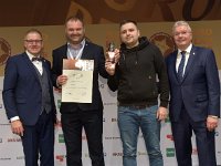 Brau2019  BEERStar Award 2019 überreicht von: links: Georg Rittmayer, Präsident der Privaten Brauereien Bayern e.V. rechts: Detlef Projahn, Präsident der Privaten Brauereien Deutschland e.v.  -- : Messe