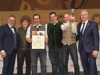 Brau2019  BEERStar Award 2019 überreicht von: links: Georg Rittmayer, Präsident der Privaten Brauereien Bayern e.V. rechts: Detlef Projahn, Präsident der Privaten Brauereien Deutschland e.v.  -- : Messe