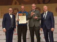 Brau2019  BEERStar Award 2019 überreicht von: links: Georg Rittmayer, Präsident der Privaten Brauereien Bayern e.V. rechts: Detlef Projahn, Präsident der Privaten Brauereien Deutschland e.v.  -- : Messe