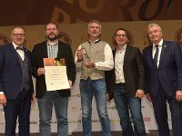 Brau2019  BEERStar Award 2019 überreicht von: links: Georg Rittmayer, Präsident der Privaten Brauereien Bayern e.V. rechts: Detlef Projahn, Präsident der Privaten Brauereien Deutschland e.v.  -- : Messe