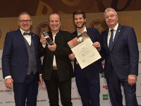 Brau2019  BEERStar Award 2019 überreicht von: links: Georg Rittmayer, Präsident der Privaten Brauereien Bayern e.V. rechts: Detlef Projahn, Präsident der Privaten Brauereien Deutschland e.v.  -- : Messe